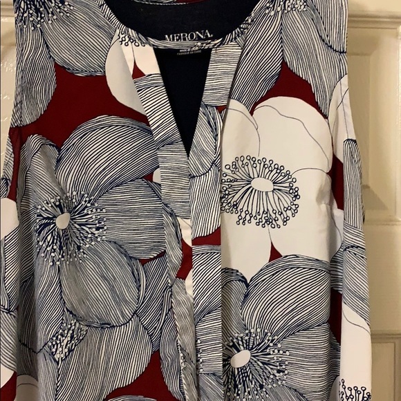 Merona floral sleeveless shirt. - Picture 3 of 6